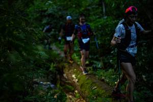 BIB: 9207
                            <button type="button" onclick="openModal(18921934)" class="btn btn-primary btn-sm float-right btn-popup" data-toggle="modal" data-target=".modal-high-quality">
                        <i class="fas fa-shopping-cart"></i> Add to Cart
                    </button>
                                            <button type="button" onclick="isThisMe(18921934, true)" class="btn btn-success btn-sm float-right btn-popup btn-isme hidden" data-toggle="tooltip" data-placement="bottom" title="นี่คือรูปของคุณใช่ไหม คลิกที่นี่เพื่อเอาเข้าอัลบั้ม">
                        <i class="fas fa-plus"></i> Add to album
                    </button>
                    <button type="button" onclick="isThisMe(18921934, false)" class="btn btn-warning btn-sm float-right btn-popup btn-isnotme hidden">
                        <i class="fas fa-ban"></i> Remove from album
                    </button>